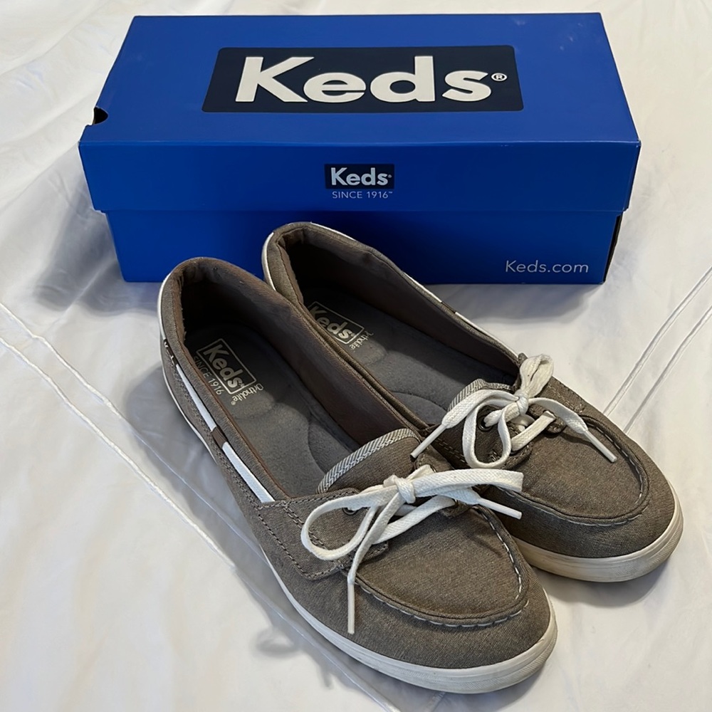Women’s Keds Sneakers 9.5